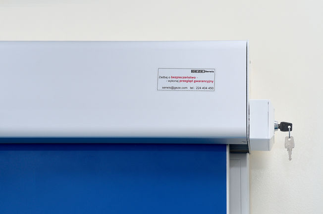 自动平移门 ECdrive H，安装在位于波兰 Rzeszów 的 Asklepios 医院 自动直线型平移门系统 用于对卫生要求很高的领域和机械式程序开关 MPS ST