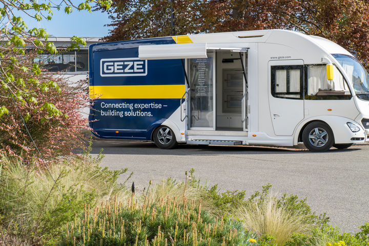 GEZE show truck 2025