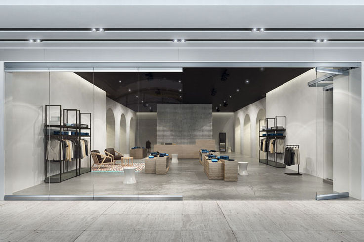 MSW all-glass - Ideal for shops and showrooms: divide a room while maintaining maximum transparency. The GEZE MSW all-glass partition wall system for flexible design provides a clear view.